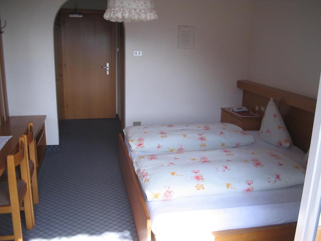 Hotel Elisabeth Merano Esterno foto